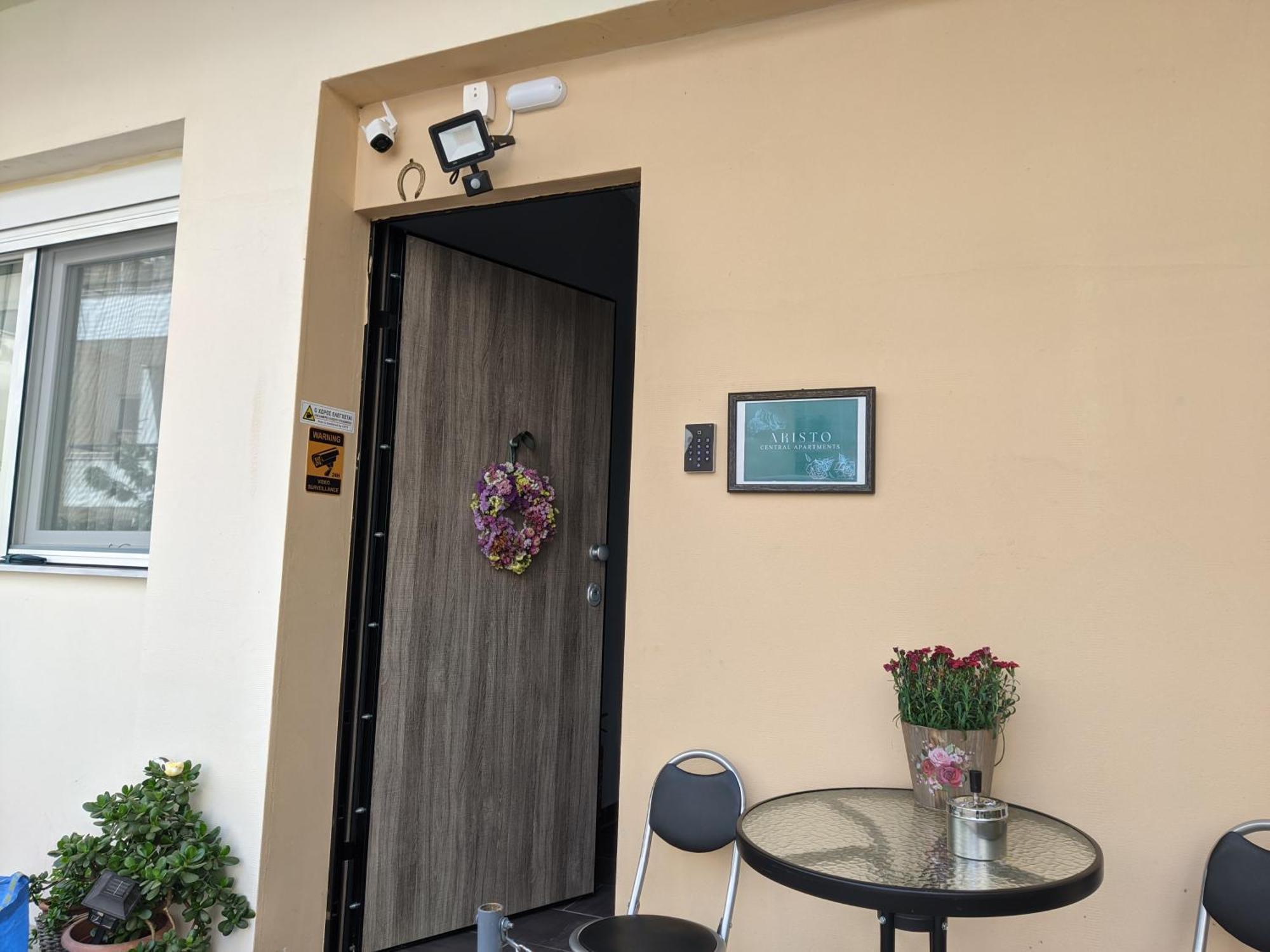 Aristo Central Apartments Ioannina Quarto foto